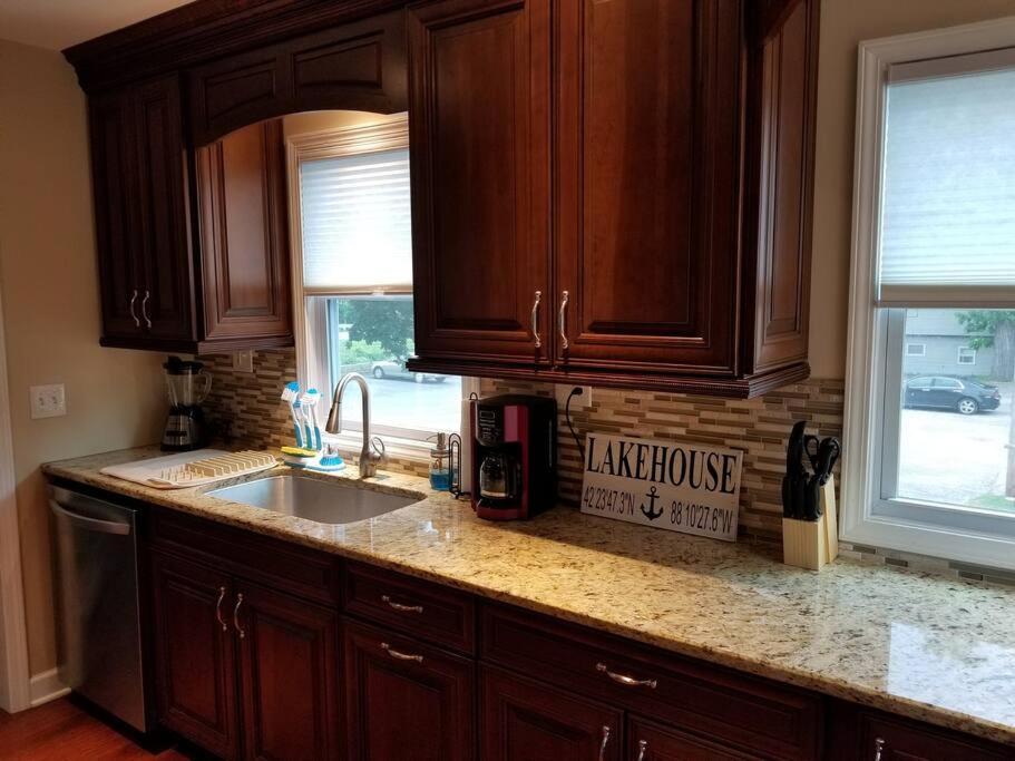 Chain O Lakes Nautical 4Bed 3Bath Waterfront With Bonus Room, Large Deck And Hot Tub Fox Lake Exterior foto