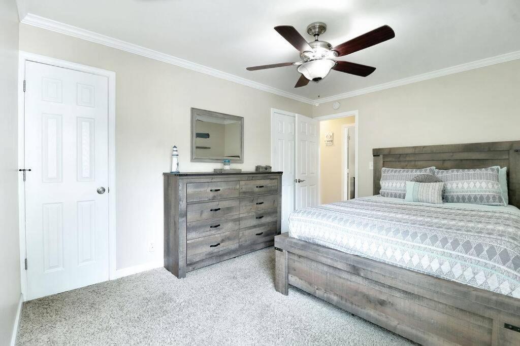 Chain O Lakes Nautical 4Bed 3Bath Waterfront With Bonus Room, Large Deck And Hot Tub Fox Lake Exterior foto