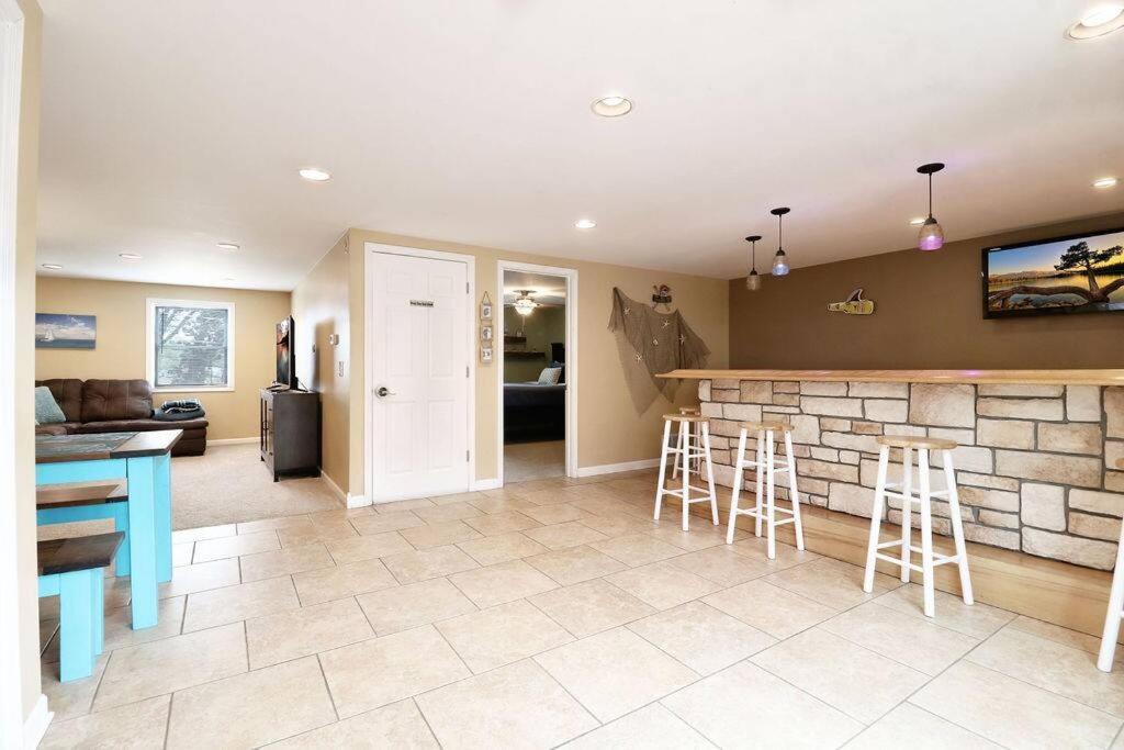 Chain O Lakes Nautical 4Bed 3Bath Waterfront With Bonus Room, Large Deck And Hot Tub Fox Lake Exterior foto